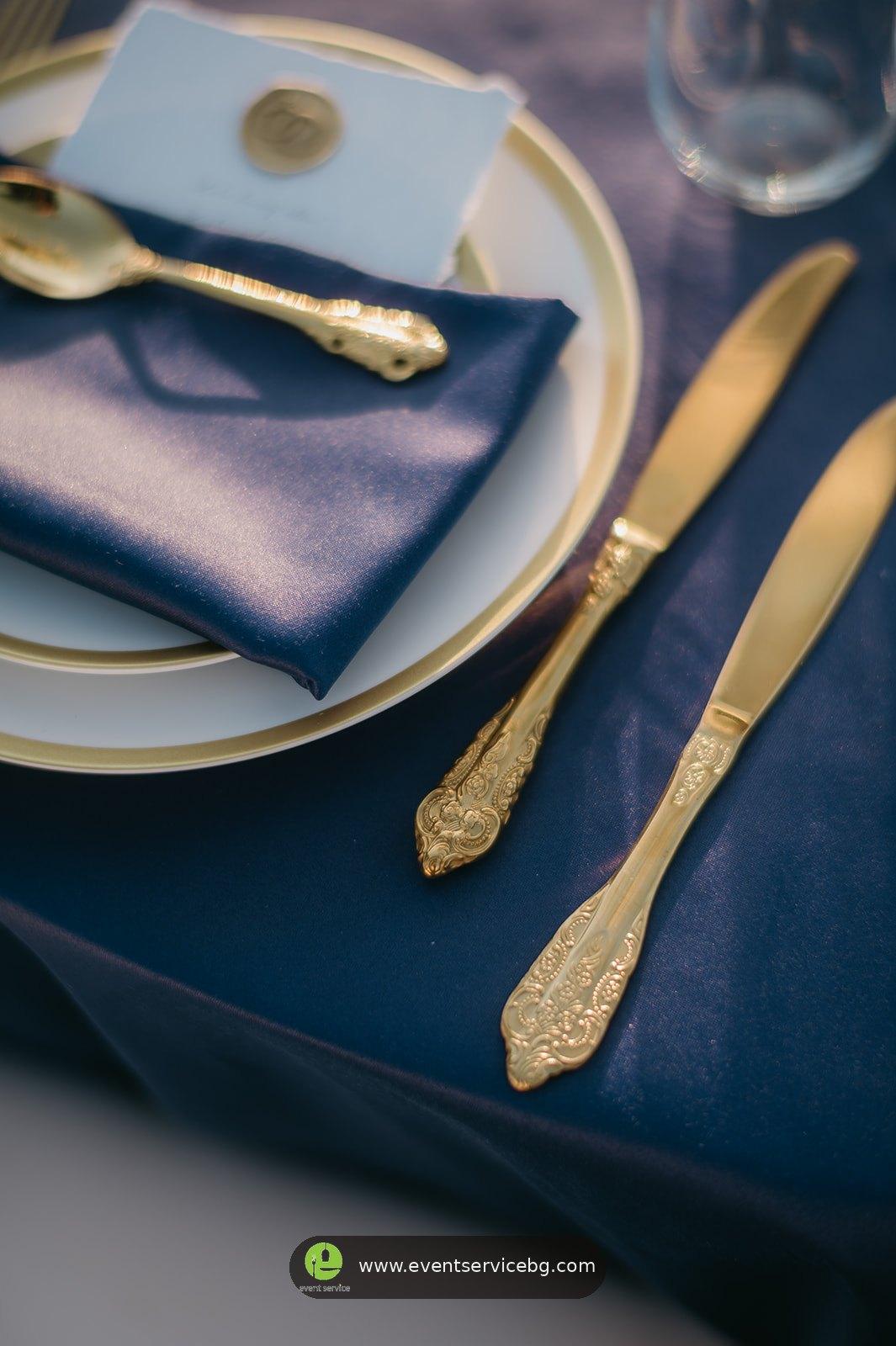 Iznajmljivanje tanjira sa zlatnim obodom