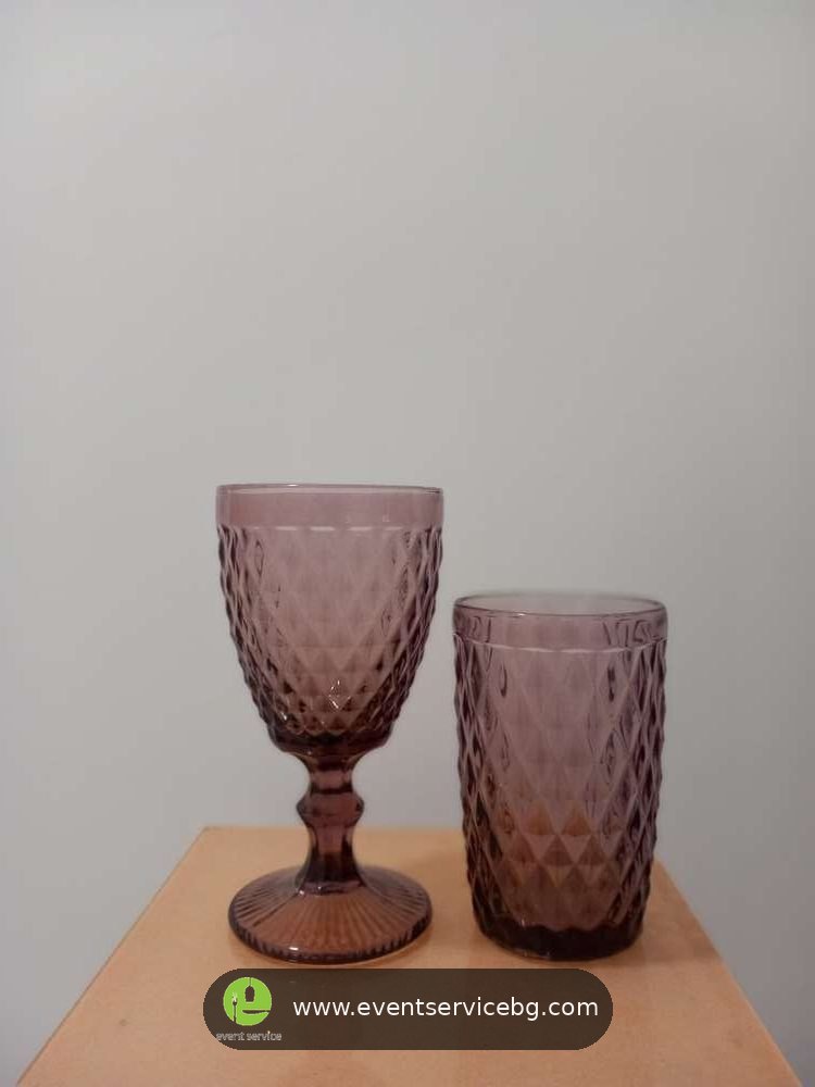 Čaša za vino crvena