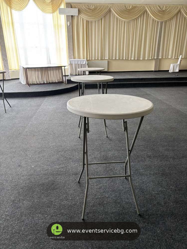 Iznajmljivanje barskih stolova