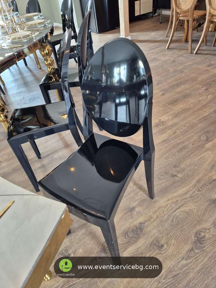 Iznajmljivanje black ghost stolica