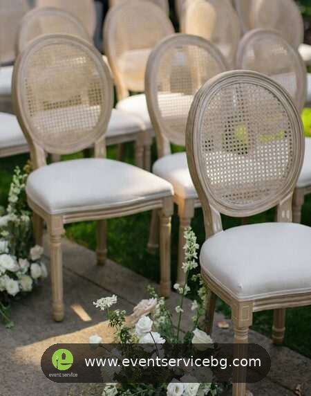 Iznajmljivanje Louis chair stolica