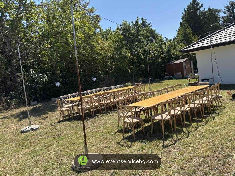 Iznajmljivanje drvenih stolica