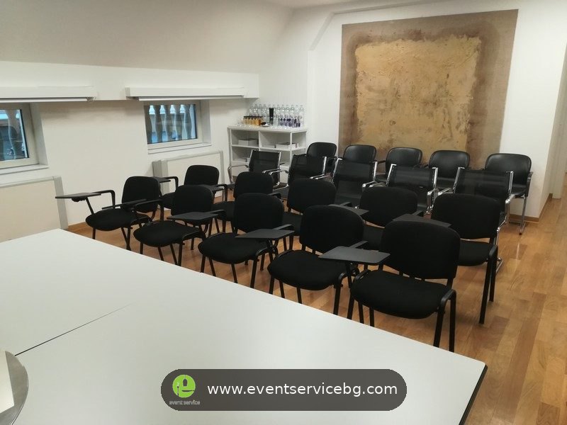 Iznajmljivanje konferencijskih stolica